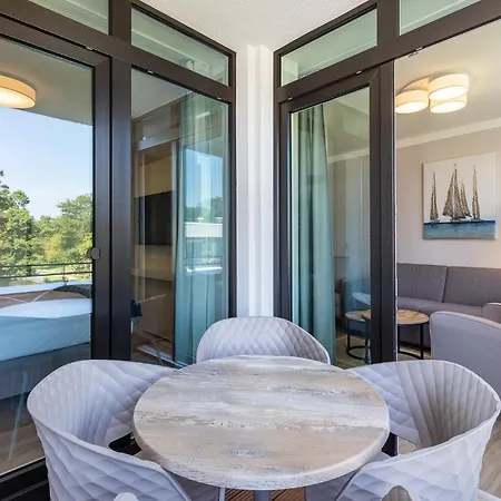 Godewindpark Deluxe-apartment 2-14 Mit Eigener E-ladesaeule, Xl-strandkorb Und Hundefreundlich * Lübeck