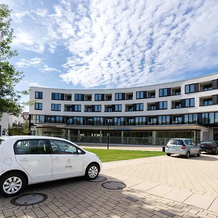 Godewindpark Deluxe-apartment 2-14 Mit Eigener E-ladesaeule, Xl-strandkorb Und Hundefreundlich *